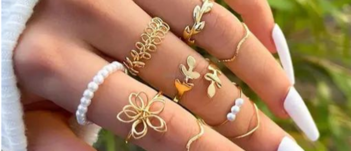 Adjustable Floral Finger Ring